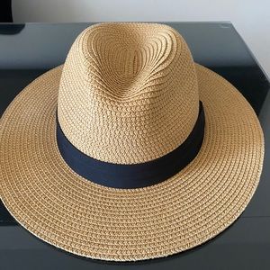 COPY - Women’s straw beach hat